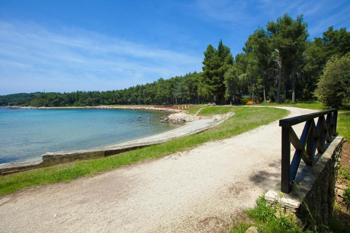 Vila Vanesa With Private Pool Near Rovinj - Open 2022 Rovinjsko Selo Exterior foto