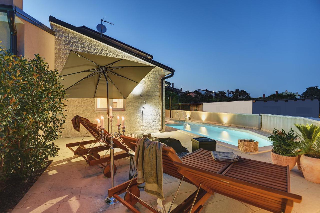 Vila Vanesa With Private Pool Near Rovinj - Open 2022 Rovinjsko Selo Exterior foto