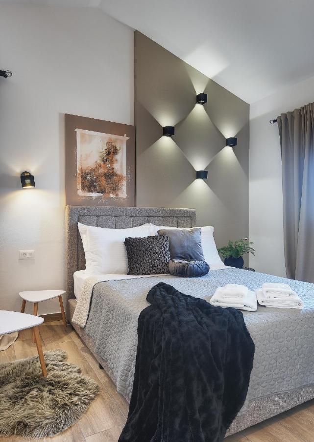 Vila Vanesa With Private Pool Near Rovinj - Open 2022 Rovinjsko Selo Exterior foto