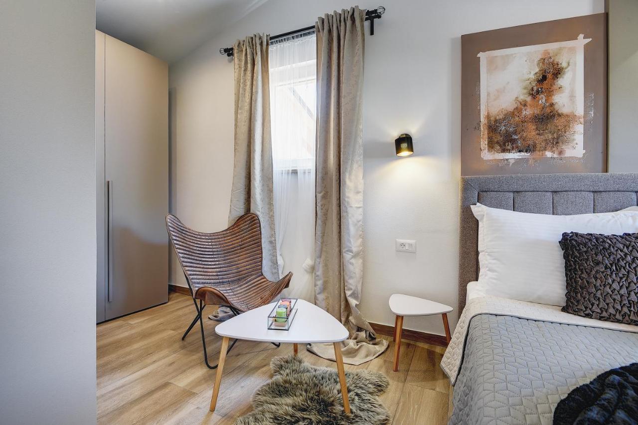 Vila Vanesa With Private Pool Near Rovinj - Open 2022 Rovinjsko Selo Exterior foto