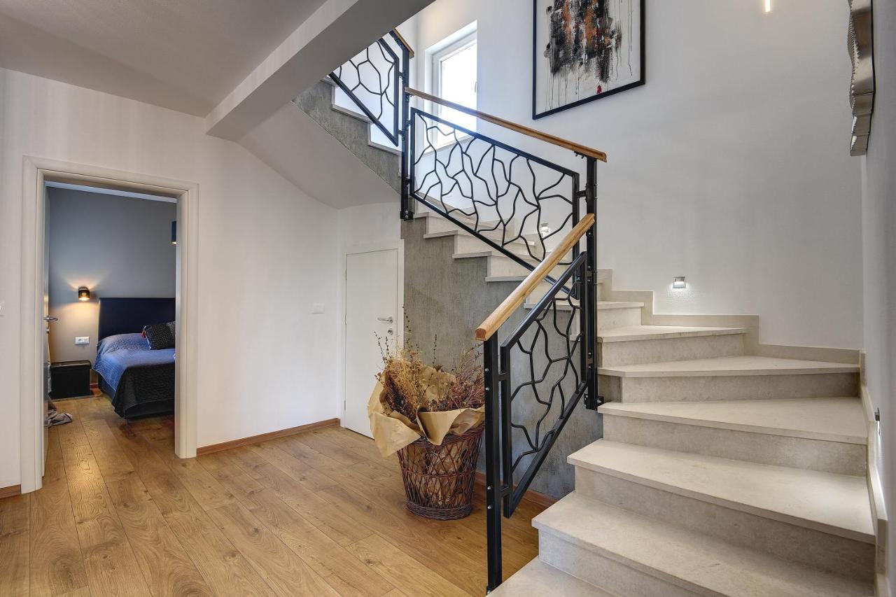 Vila Vanesa With Private Pool Near Rovinj - Open 2022 Rovinjsko Selo Exterior foto