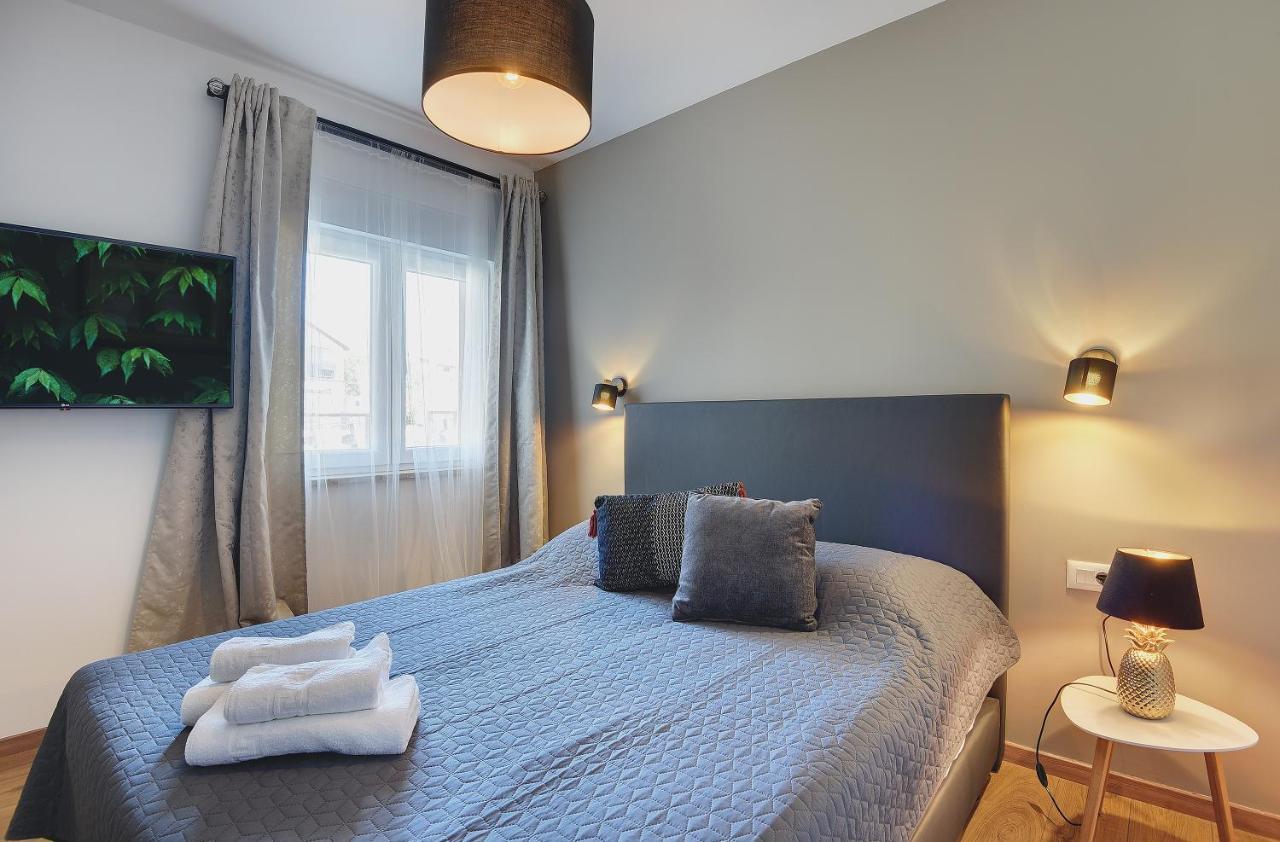 Vila Vanesa With Private Pool Near Rovinj - Open 2022 Rovinjsko Selo Exterior foto